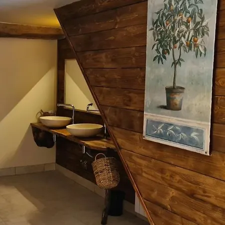 La Réserve De Rilhat 4*